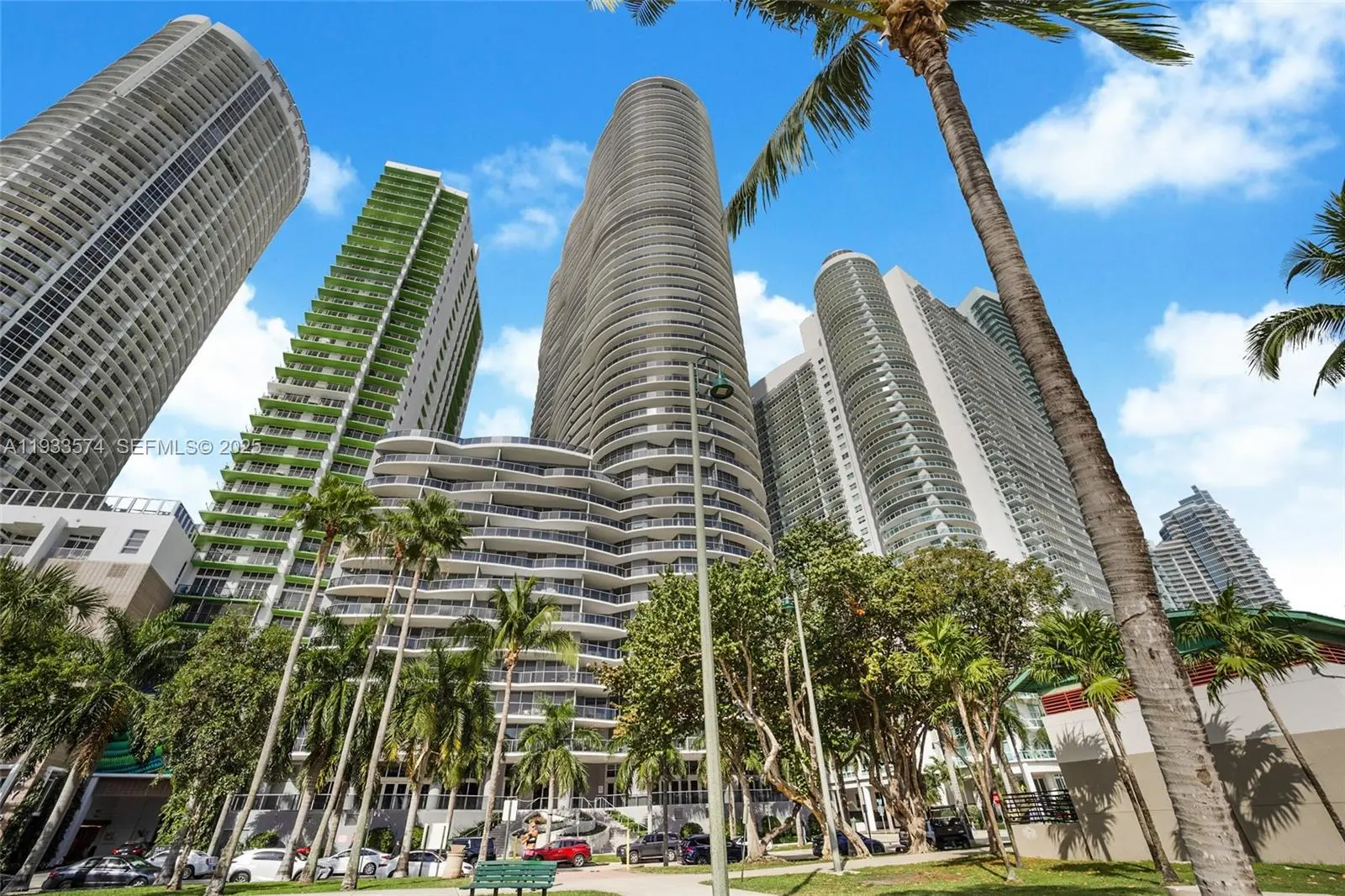 Aria on the Bay 53-story luxury waterfront condo tower in Edgewater Miami overlooking Biscayne Bay
